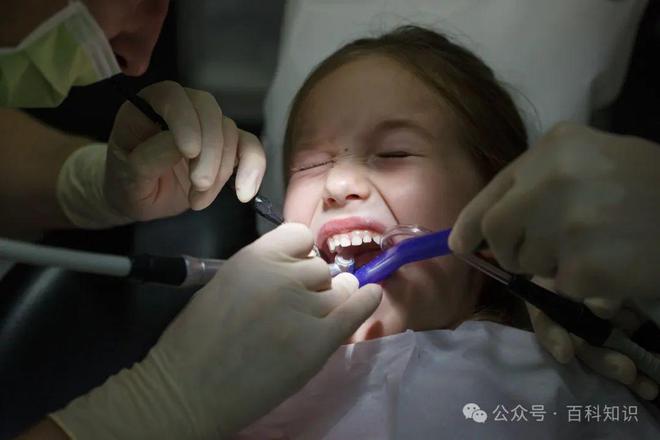 凯时k8官网，孩子越早矫正牙齿越好吗